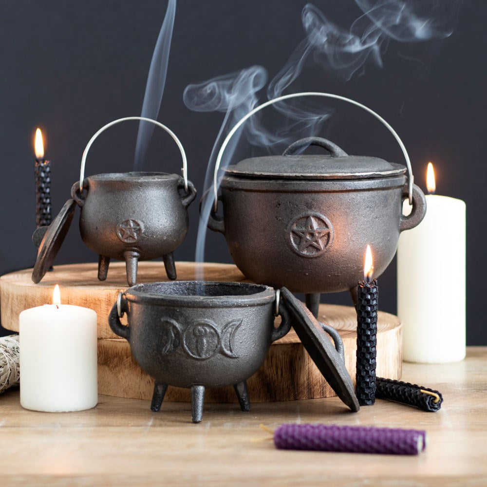 Cast Iron Cauldrons – Woodland Witchery